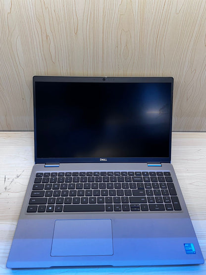 DELL Latitude 5520