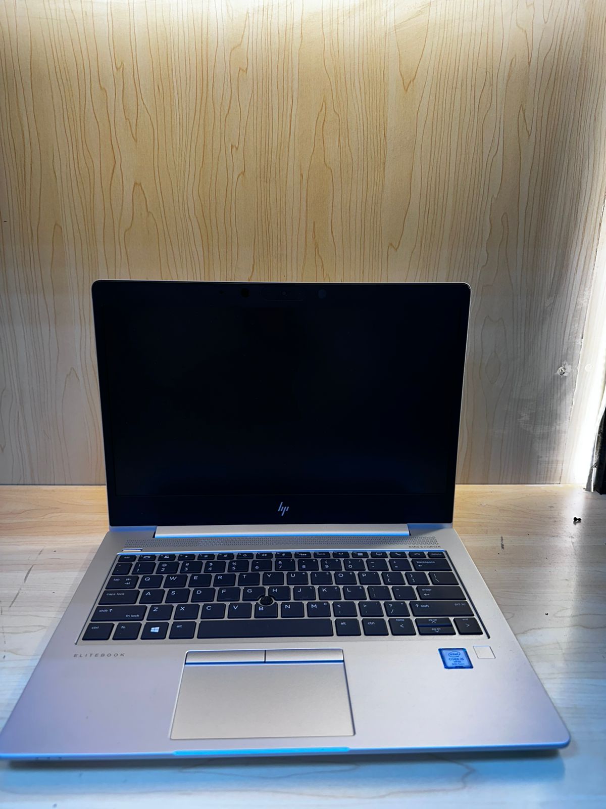 HP Elitebook 830