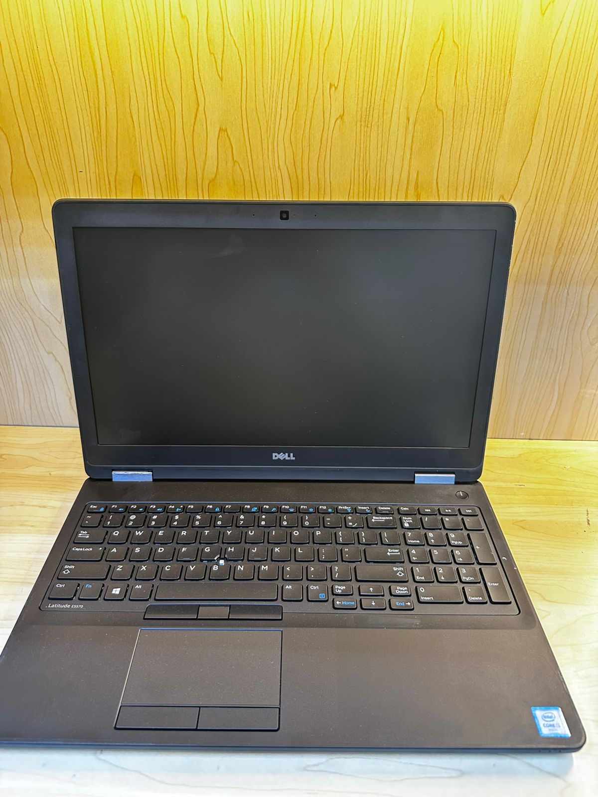 Dell Latitude E5570